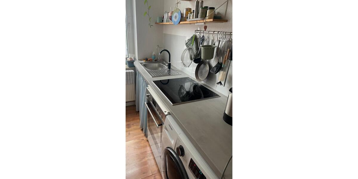 UNTERMIETE wunderschöne möbilierte 1,5 Zimmer Wohnung Altbau 1.5 zimmer