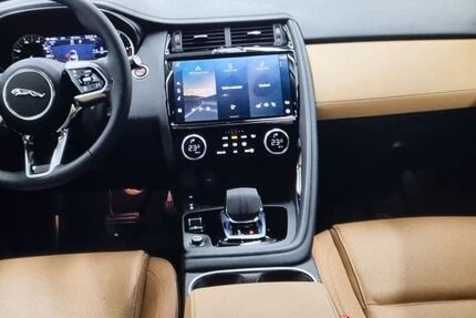 Jaguar E-Pace 30.124 km 35.800 &euro; Düsseldorf 40591