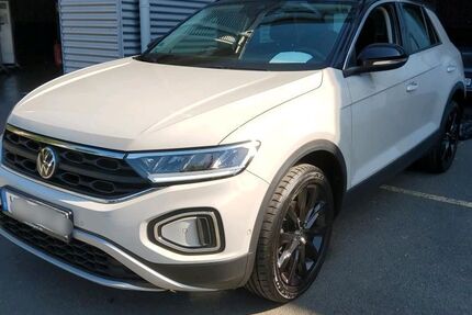 VW T-Roc 69.000 km 20.990 &euro; Köln Ostheim 51107