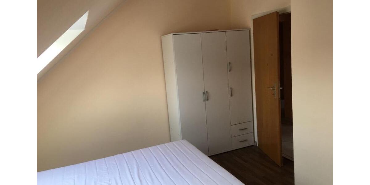 Dachgeschoßwohnung Remscheid Lüttringhausen - 2 Zimmer, 54 m&sup2;, 112.500&euro; | Angebot:25432197