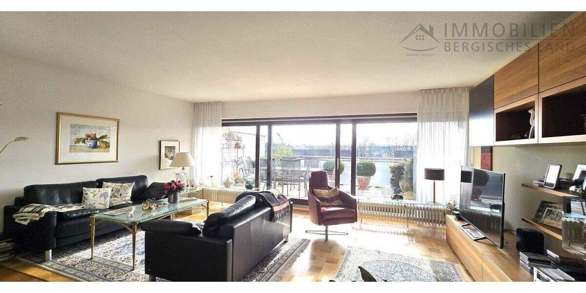 Reihenendhaus Hückeswagen Wiehagen - 5 Zimmer, 156 m&sup2;, 329.000&euro; | Angebot:25373837