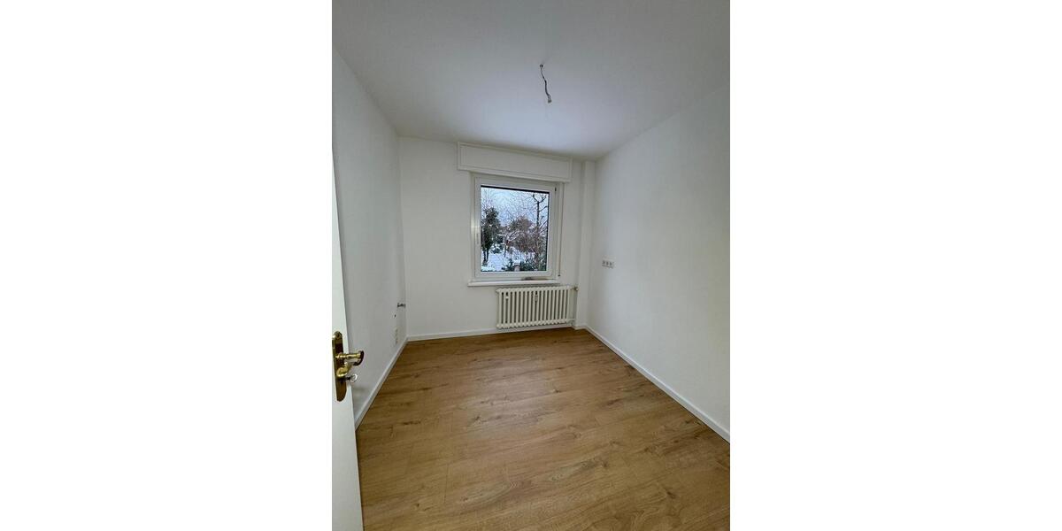 renovierte 3-Zimmer Wohnung mit Balkon in Zentrumsnähe 3 zimmer