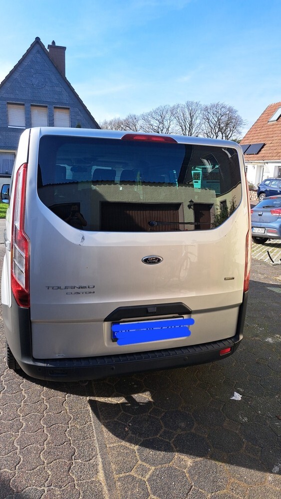 Ford Tourneo 132.700 km 18.900 € Hilden 40721