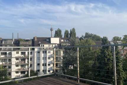 Haus zum Kaufen in Düsseldorf 2.950.000 € 350 m² 12 zimmer