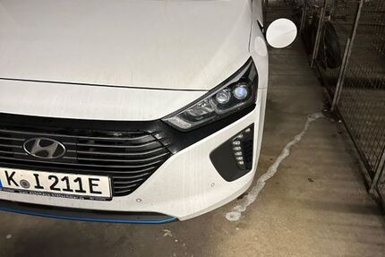 Hyundai IONIQ 184.040 km 12.300 &euro; Köln 50678