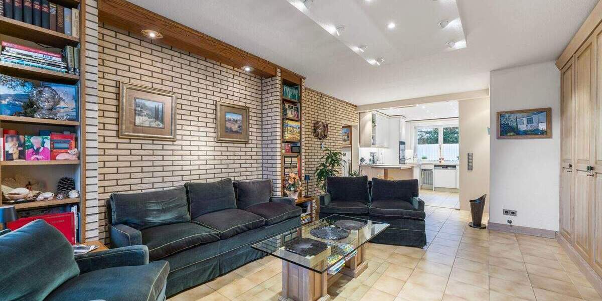 Etagenwohnung Erftstadt Liblar - 3 Zimmer, 80 m&sup2;, 235.000&euro; | Angebot:24809958