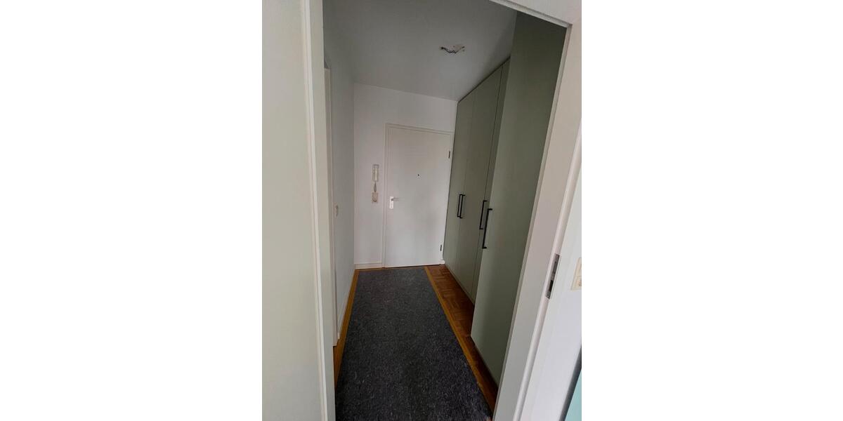 Etagenwohnung Düsseldorf Stadtbezirk 9 - 1 Zimmer, 30 m&sup2;, 135.000&euro; | Angebot:27136702