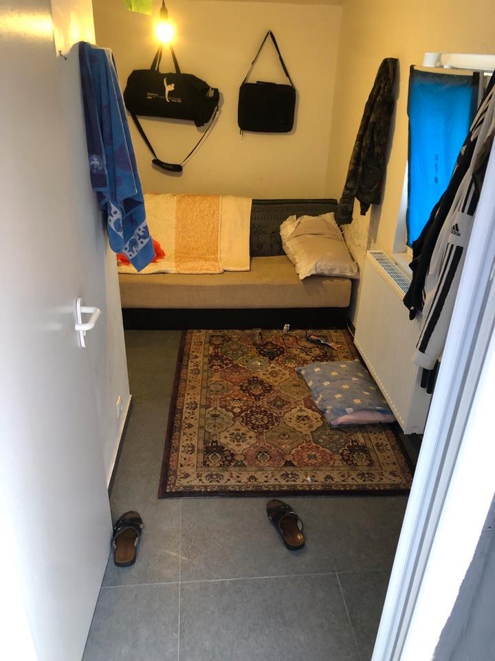 Mini Appartement Nähe Linie 18 ( Zentrum) zimmer