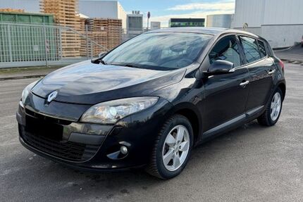 Renault Megane 309.307 km 2.999 &euro; Langenfeld 40764