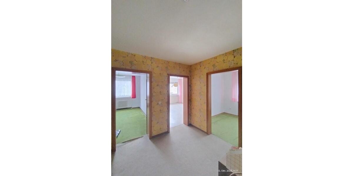 Gute Gelegneheit Großzügig geschnittenes Reihenendhaus mit Balkon, schönem Garten und Garage 6 zimmer