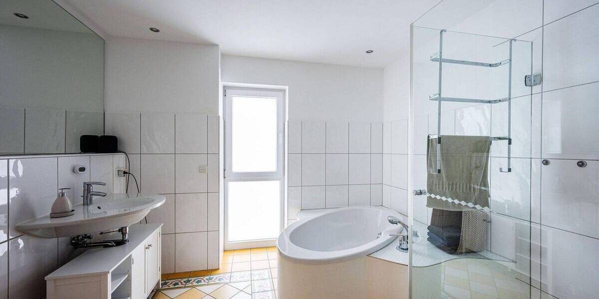 Doppelhaushälfte Solingen Ohligs-Aufderhöhe - 5 Zimmer, 173 m&sup2;, 585.000&euro; | Angebot:26386904