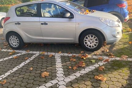 Hyundai i20 138.000 km 2.600 € Köln 50859
