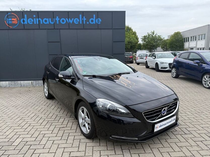V40