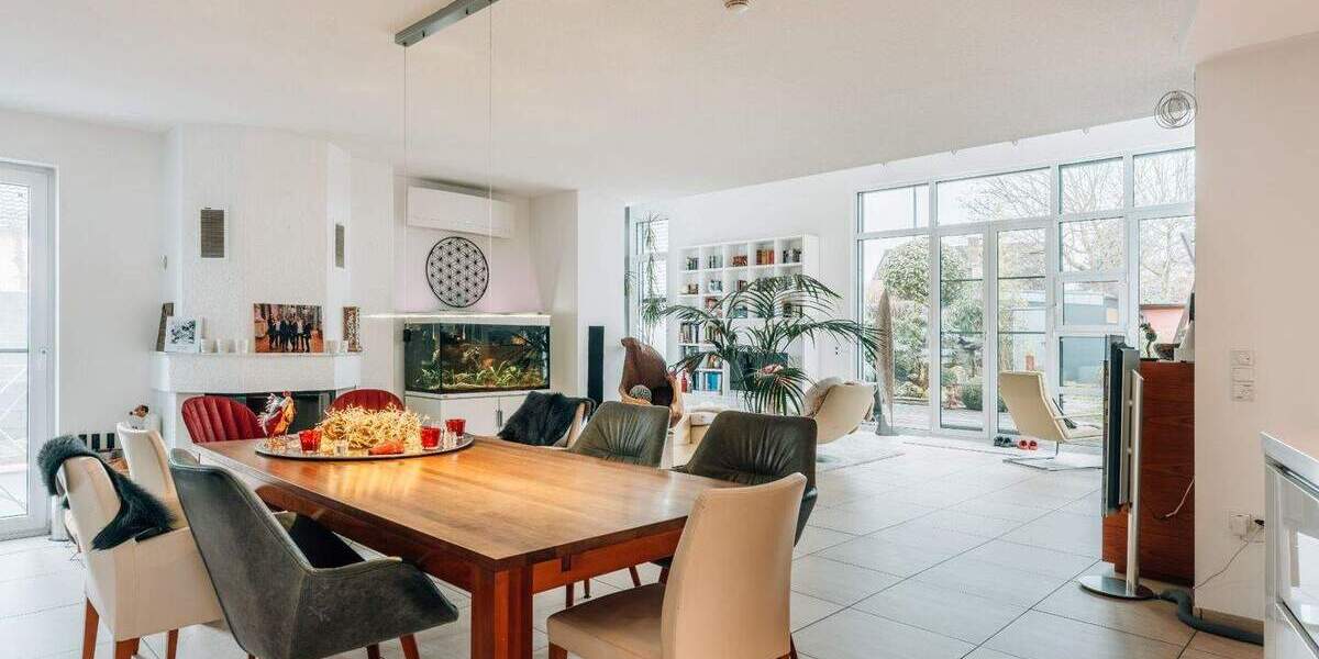 Einfamilienhaus Bergisch Gladbach Schildgen - 7 Zimmer, 282 m&sup2;, 945.000&euro; | Angebot:24138043