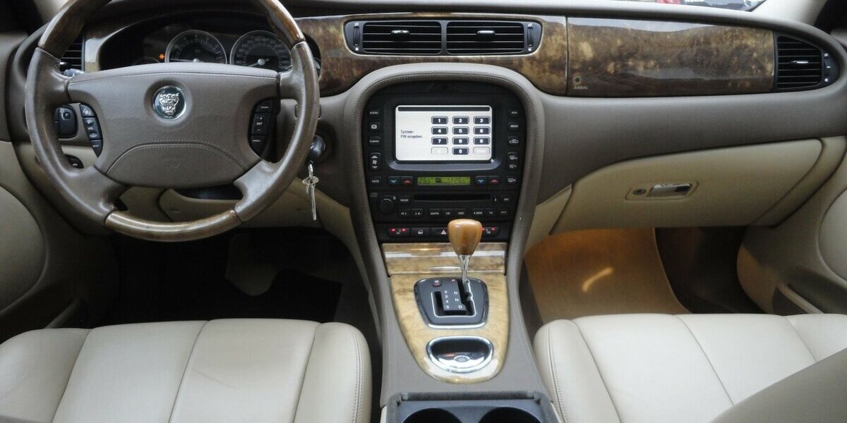 Jaguar S-Type 3.0 V6 Executive Autom Leder Navi Xenon 114.000 km 9.999 € Neuss 41462