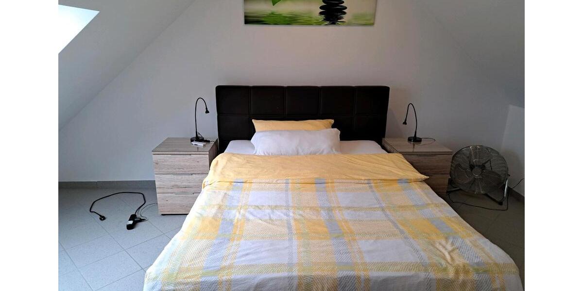 Dachgeschoßwohnung Leverkusen - 1 Zimmer, 45 m&sup2;, 650&euro; | Angebot:25394257