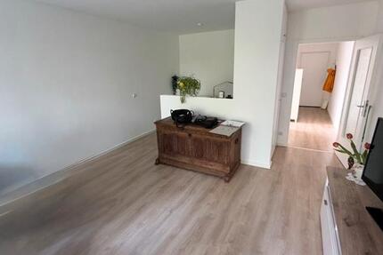 Helle freundliche 1,5 Zi. Mietwohnung im Büttgener Zentrum 1.5 zimmer