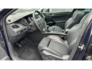 VW Golf VIII Variant 2.0 TDi 180.000 km 10.900 &euro; Troisdorf 53844