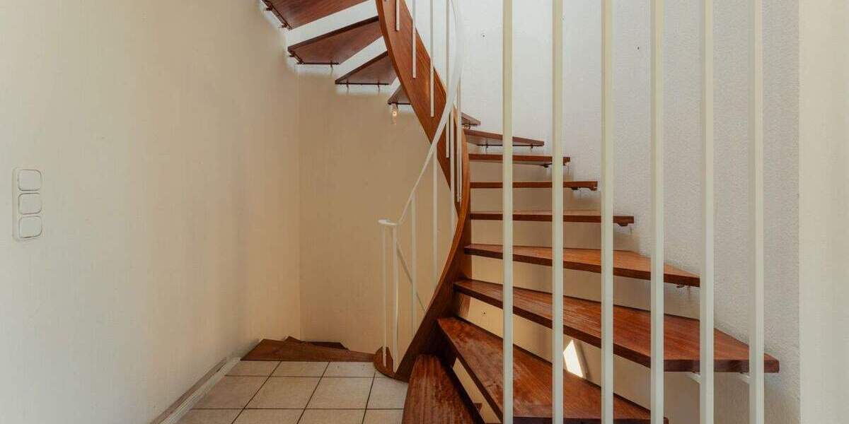 Reihenmittelhaus Bergisch Gladbach Moitzfeld - 5 Zimmer, 124 m&sup2;, 399.000&euro; | Angebot:25471814