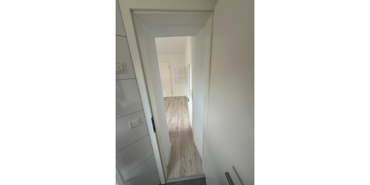 Etagenwohnung Brühl - 2 Zimmer, 65 m&sup2;, 1.040&euro; | Angebot:26349075