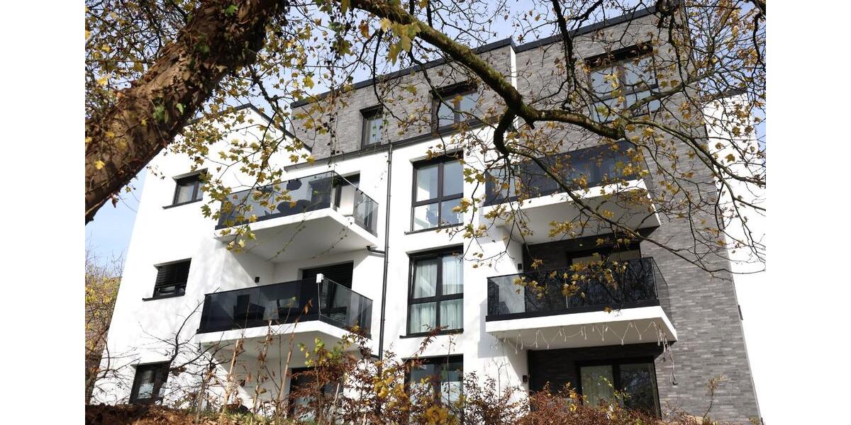 Einfamilienhaus Solingen Höhscheid - 3 Zimmer, 120 m&sup2;, 2.000&euro; | Angebot:25368351