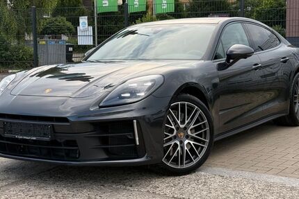 Porsche Panamera 13.000 km 124.700 &euro; Köln 51105