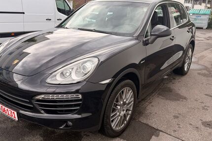 Porsche Cayenne 231.000 km 17.500 &euro; Hilden 40724