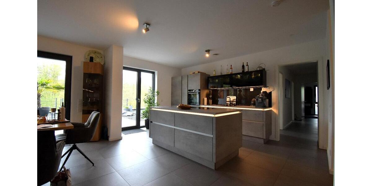 Terrassenwohnung Leverkusen Opladen - 2 Zimmer, 135 m&sup2;, 1.980&euro; | Angebot:26237032