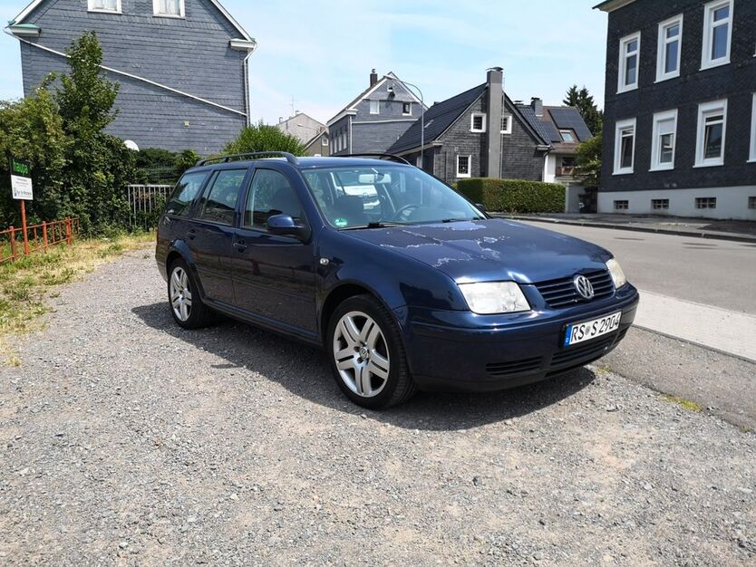 VW Bora 260.706 km 2.500 € Remscheid 42857