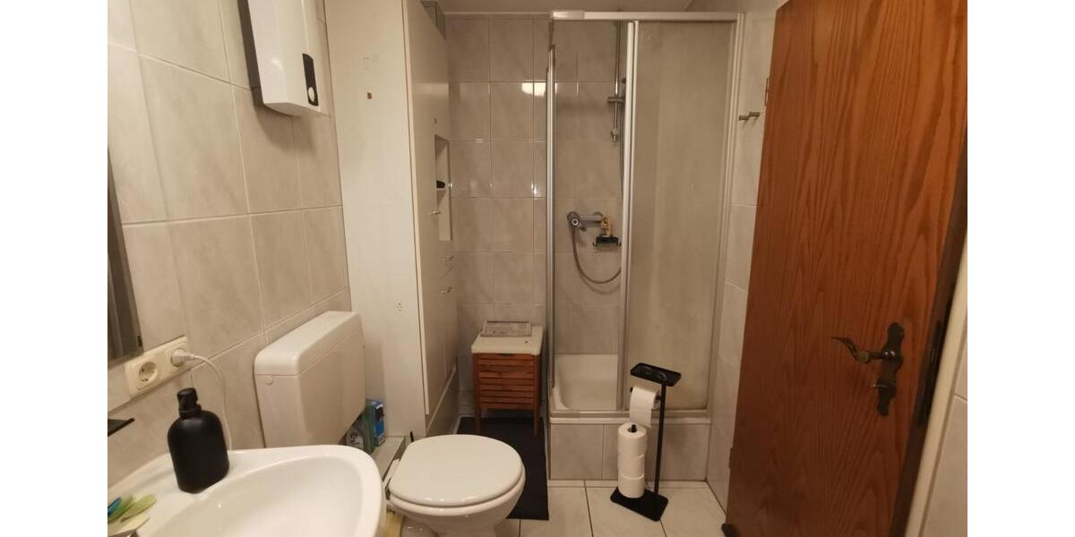 Außergewöhnliche 2-Raumwohnung mit Sonnenbalkon in Niederkassel - Rheidt ! 2 zimmer