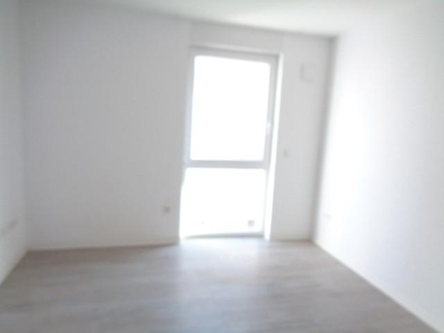 Etagenwohnung Köln Kalk - 3 Zimmer, 79 m&sup2;, 1.412&euro; | Angebot:24912343