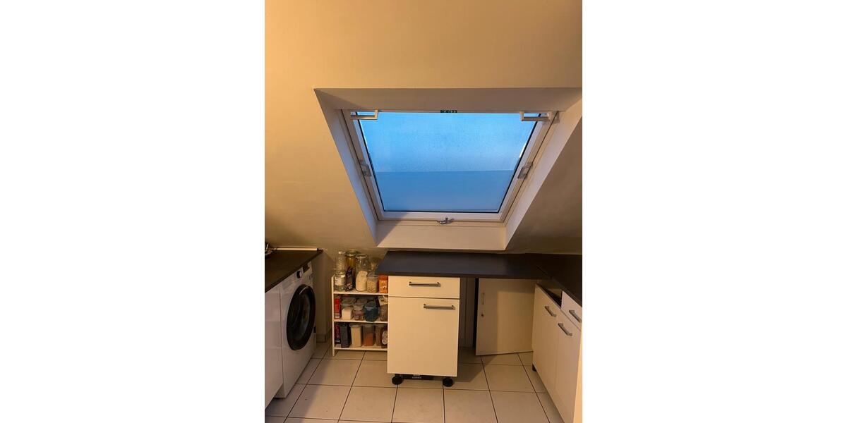 Dachgeschoßwohnung Düsseldorf Pempelfort - 2 Zimmer, 45 m&sup2;, 495&euro; | Angebot:24778069