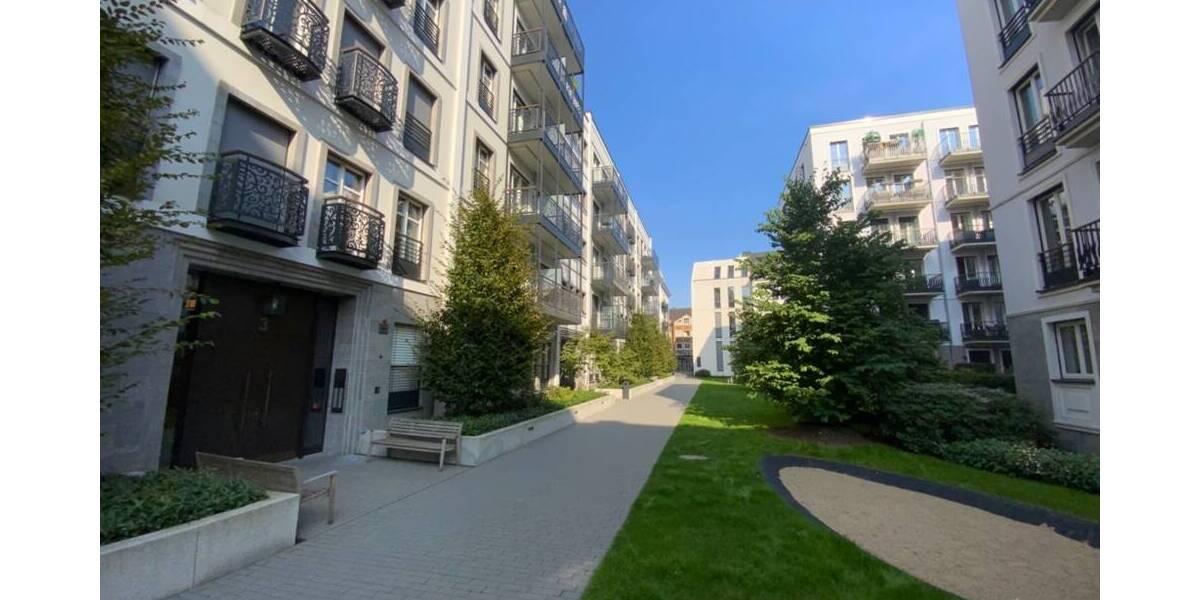 Etagenwohnung Düsseldorf Altstadt - 2 Zimmer, 68 m&sup2;, 1.470&euro; | Angebot:26376566