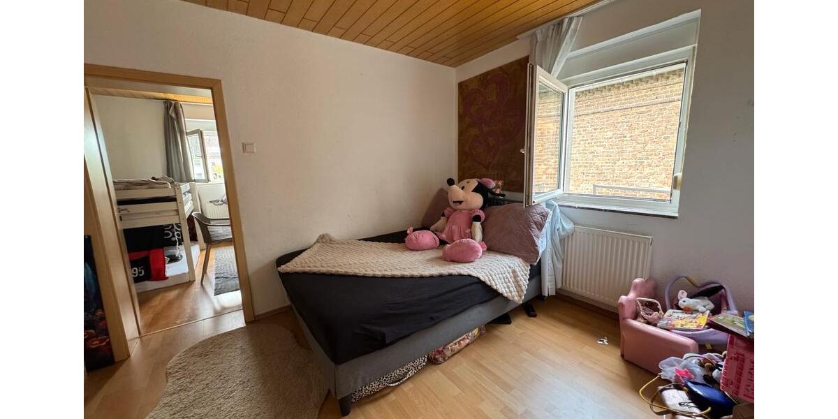 Einfamilienhaus Köln Rodenkirchen - 5 Zimmer, 120 m&sup2;, 2.490&euro; | Angebot:27615092