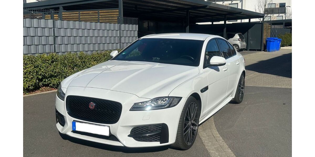 Jaguar XF 179.900 km 10.900 &euro; Wesseling 50389