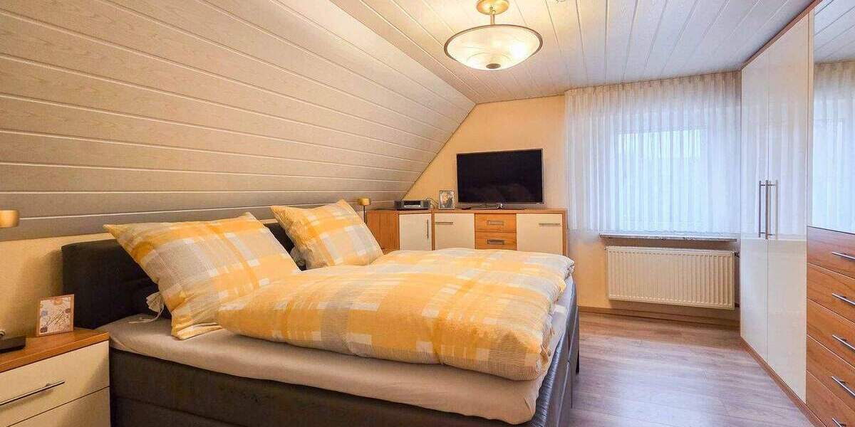 Mehrfamilienhaus, Wohnhaus Troisdorf Bergheim - 8 Zimmer, 204 m&sup2;, 449.000&euro; | Angebot:24778185