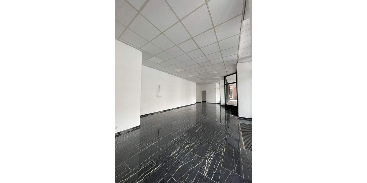 +++ schönes Ladenlokal mit großer Schaufensterfront in TOP Lage zu verkaufen +++ zimmer