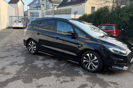 Ford S-Max 71.600 km 18.800 &euro; Köln 50858