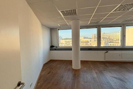 Büro in Düsseldorf Grafenberger Allee zimmer