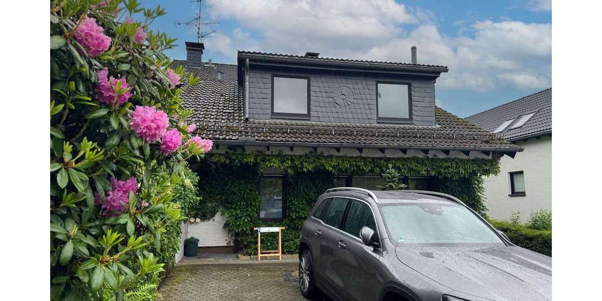 Etagenwohnung Lohmar - 3.5 Zimmer, 100 m&sup2;, 1.100&euro; | Angebot:25428408