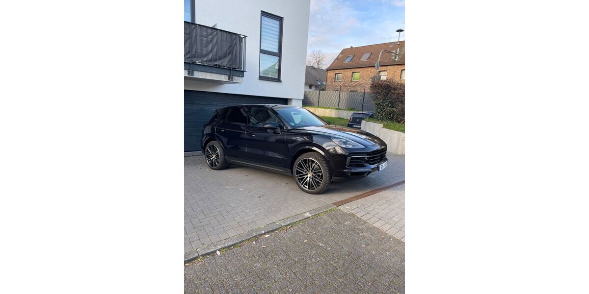 Porsche Cayenne 59.000 km 57.900 &euro; Troisdorf 53840