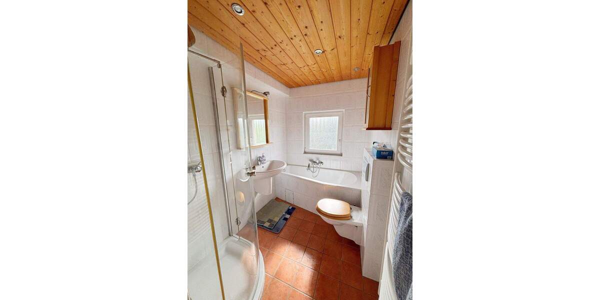 Einfamilienhaus mit großzügiger Ausbaumöglichkeit 6 zimmer