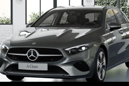 Mercedes-Benz A 180 3.820 km 33.490 &euro; Düsseldorf 40470