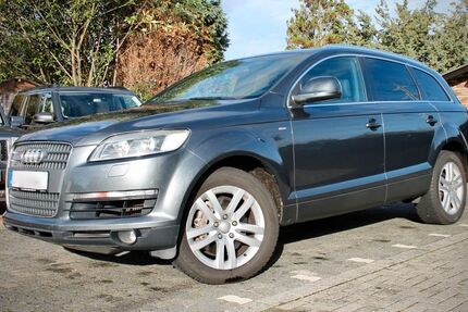 Audi Q7 210.000 km 10.900 € Köln 51145