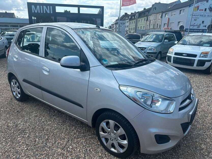 i10