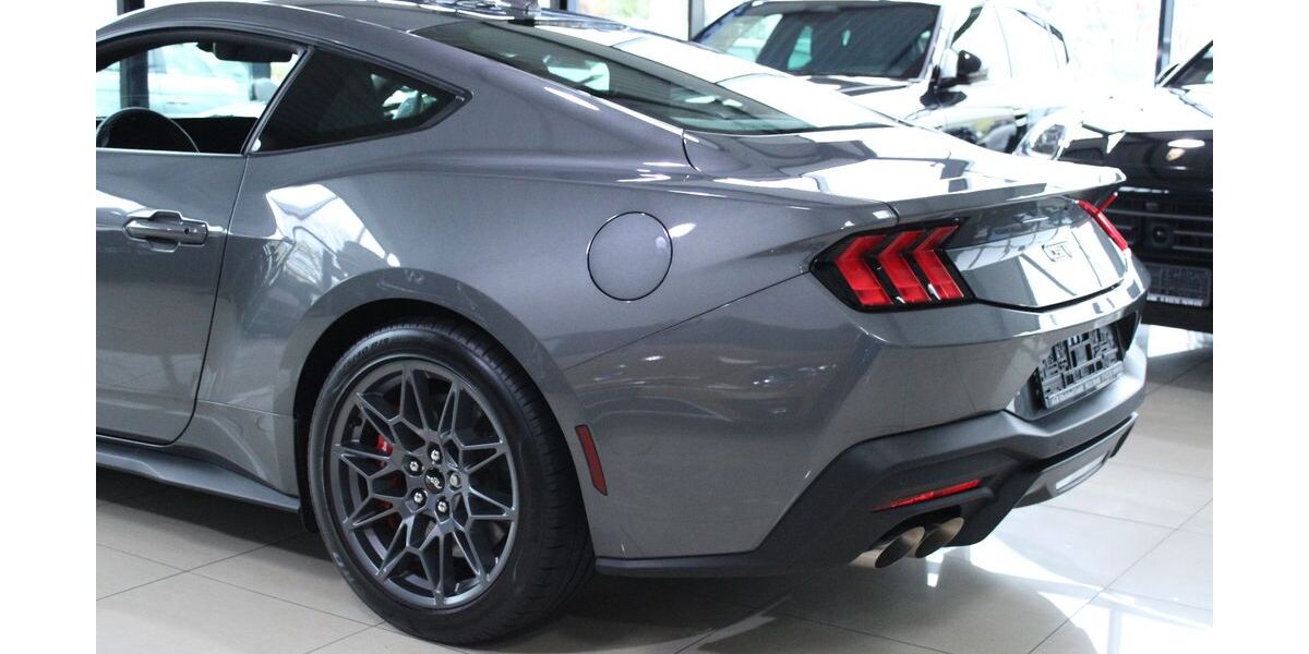 Ford Mustang 15.024 km 51.600 &euro; Brühl 50321