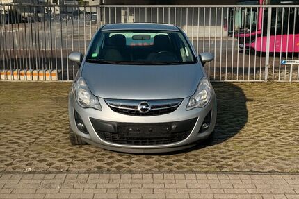 Opel Corsa 122.544 km 4.200 &euro; Neuss 41469