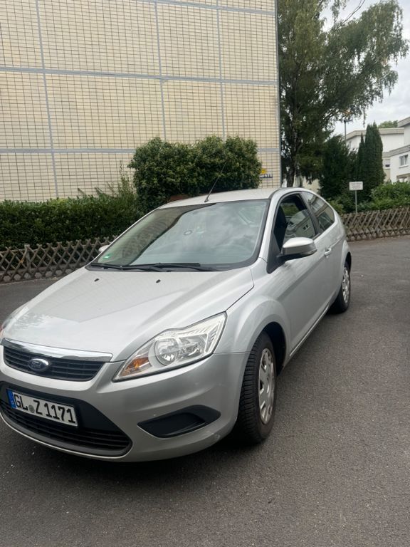 Ford Focus 160.000 km 2.500 € Bergisch Gladbach 51429