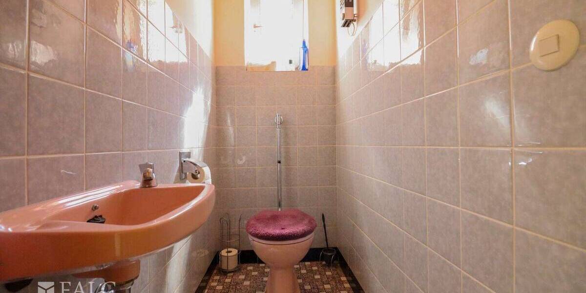 Einfamilienhaus Bergheim Rheidt - 7 Zimmer, 106 m&sup2;, 185.000&euro; | Angebot:26733120