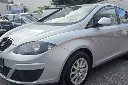 Seat Altea 167.321 km 3.990 &euro; Düsseldorf 40591